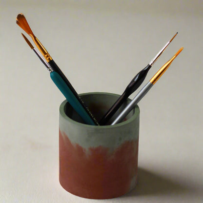 small catchall for paint brushes 